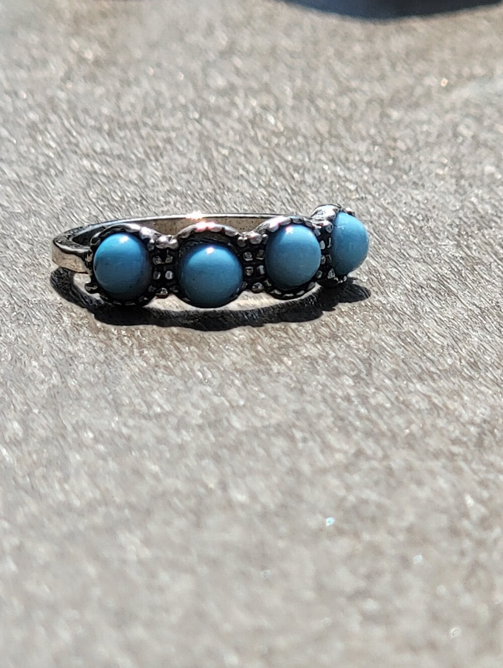 Vintage Style Fashion Ring (Size 5)